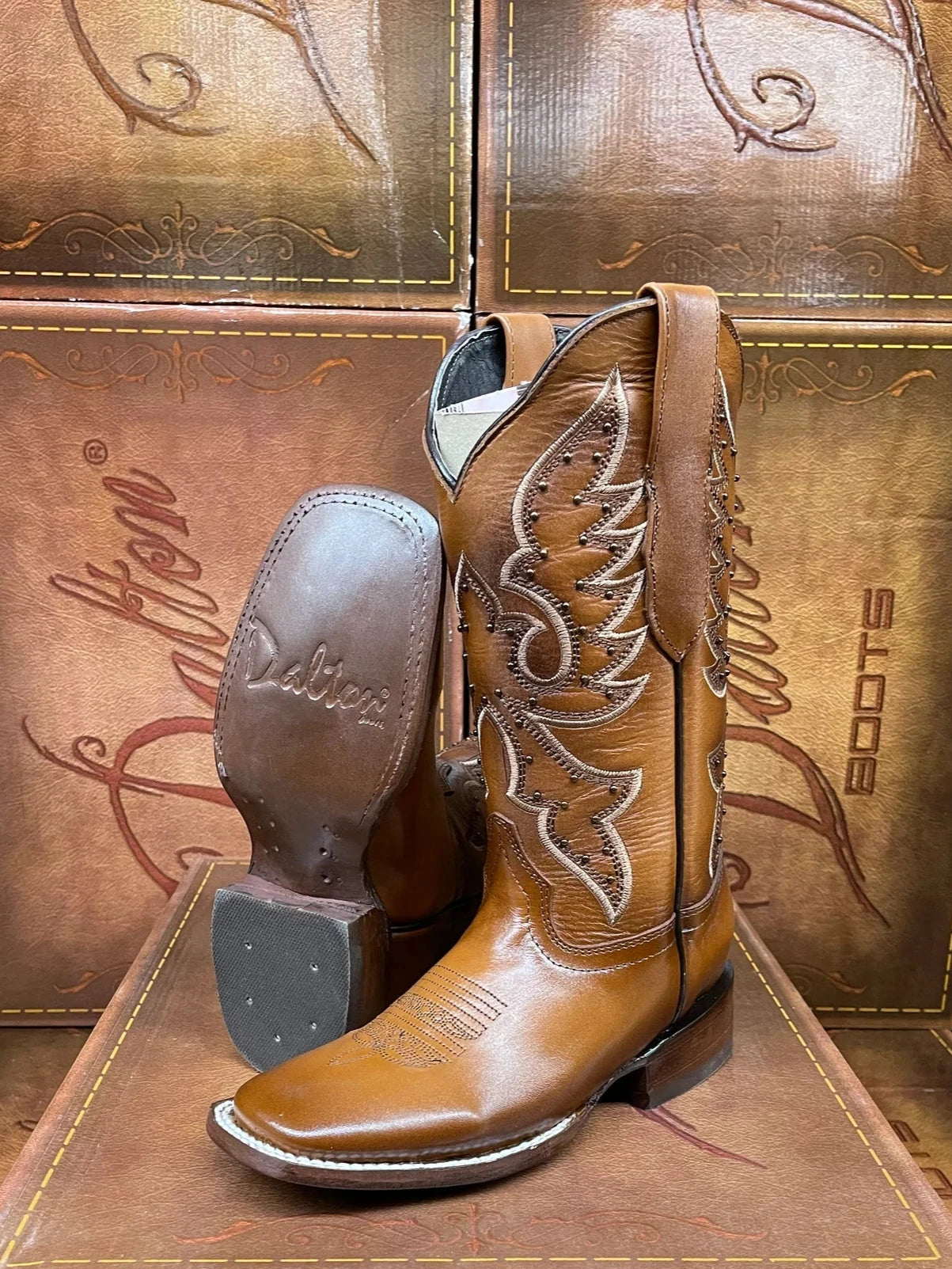 Dalton Lady Eagle Boots - Square Toe